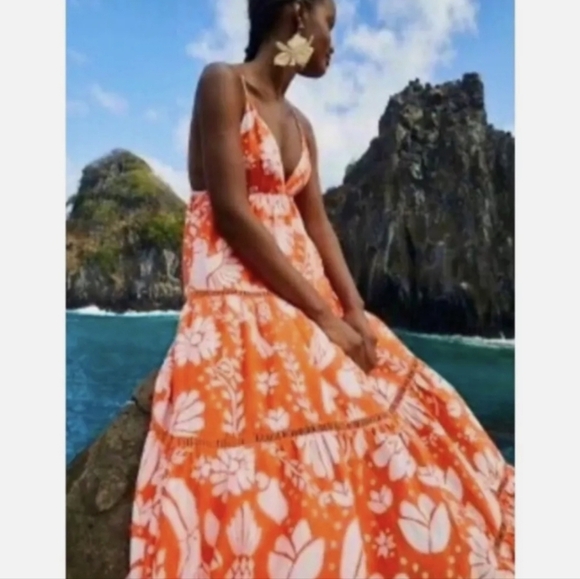 FARM Rio Dresses & Skirts - Farm Rio Orange Neon Jungle Tiered Maxi Dress in size Medium!